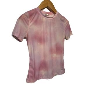 Free People Bright Pink and Lavender Lightweight Stretch Fitted Tee Size‎ M